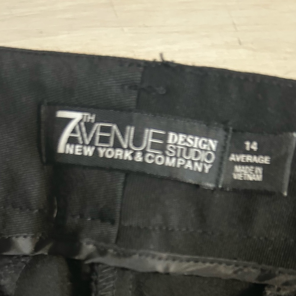 7th Ave Design Studio by New York & Co black pants, zip pockets. Plus size 14. - Picture 5 of 8